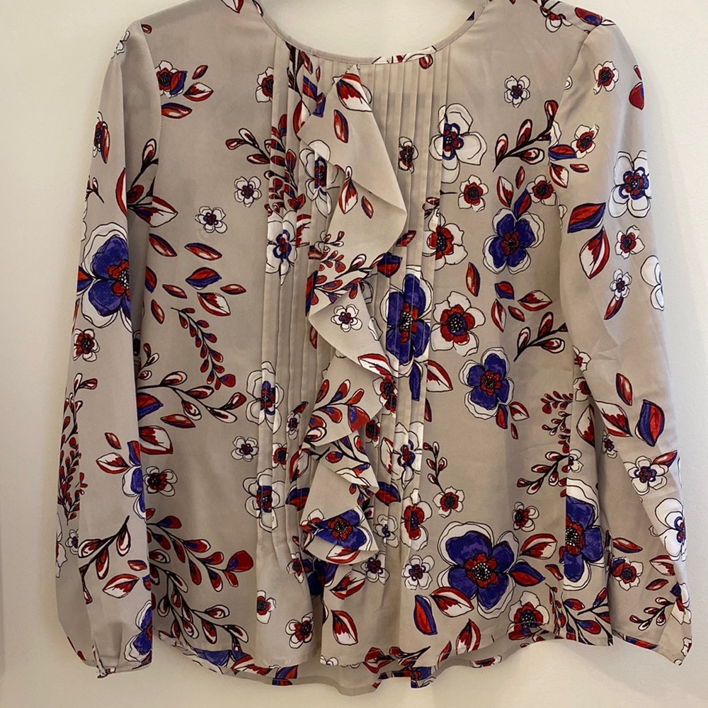Banana Republic floral lightweight blouse
